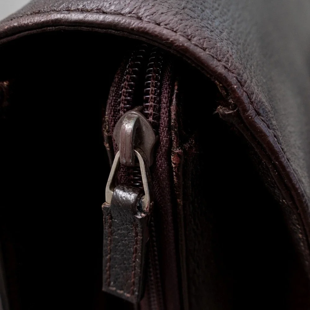 Gucci Dark Brown Leather Briefcase Business Bag Document Case Laptop Messenger